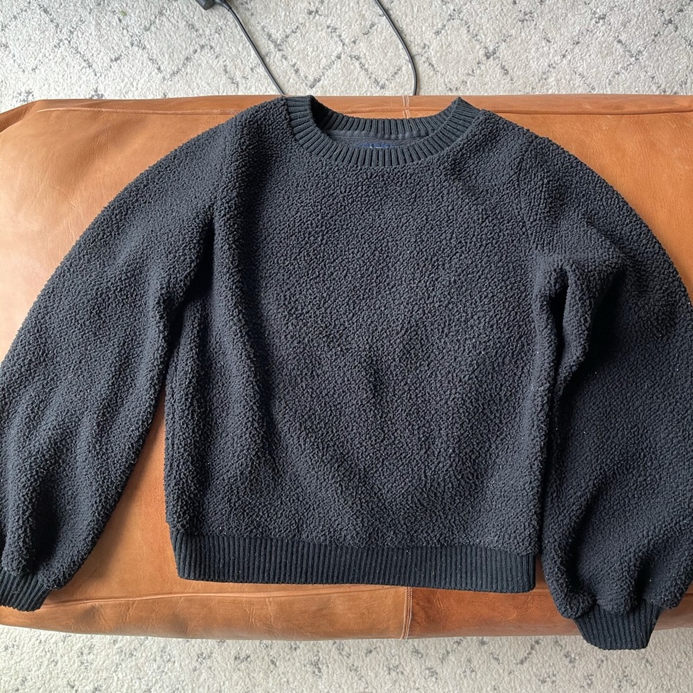 abercrombie sherpa crewneck sweatshirt
